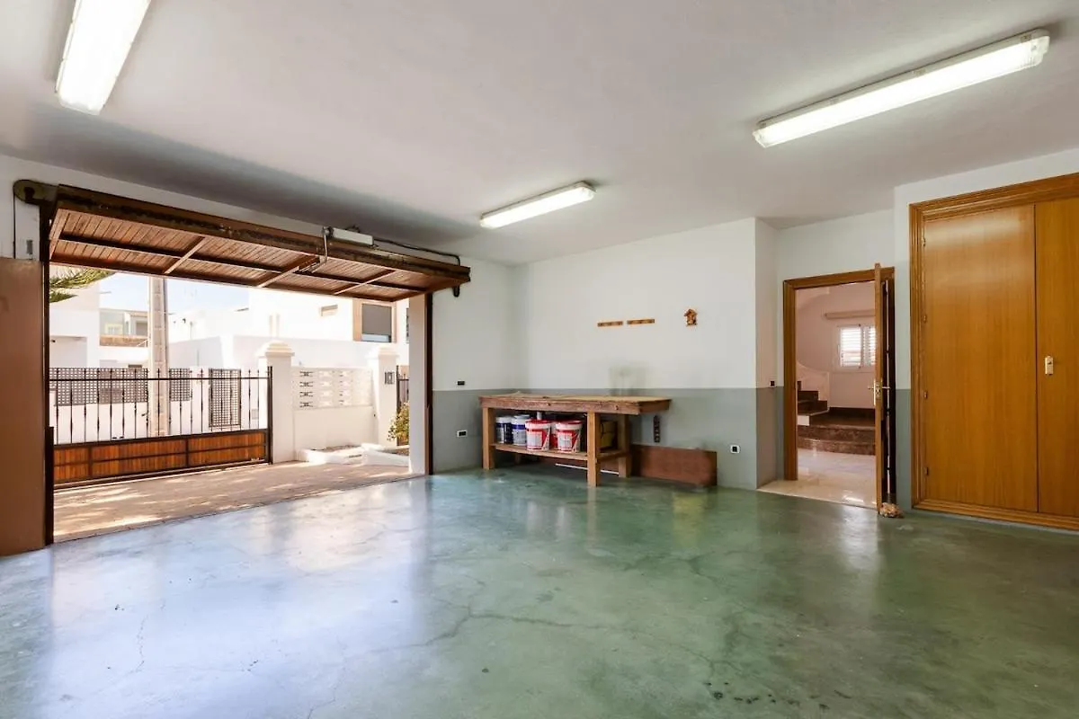 Villa Luna Ibiza Centre 8 Pax Puig D'en Valls
